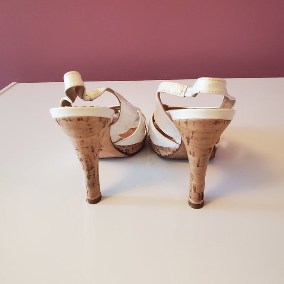 Anne Klein New York Pumps Size 4M - Picture 3 of 5